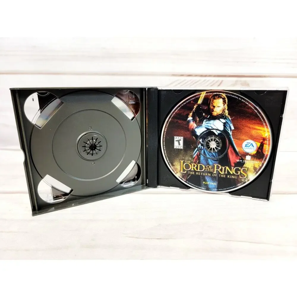 2003 EA Games - Lord Of The Rings Return Of The King PC CD-ROM Game 3 Disc Set